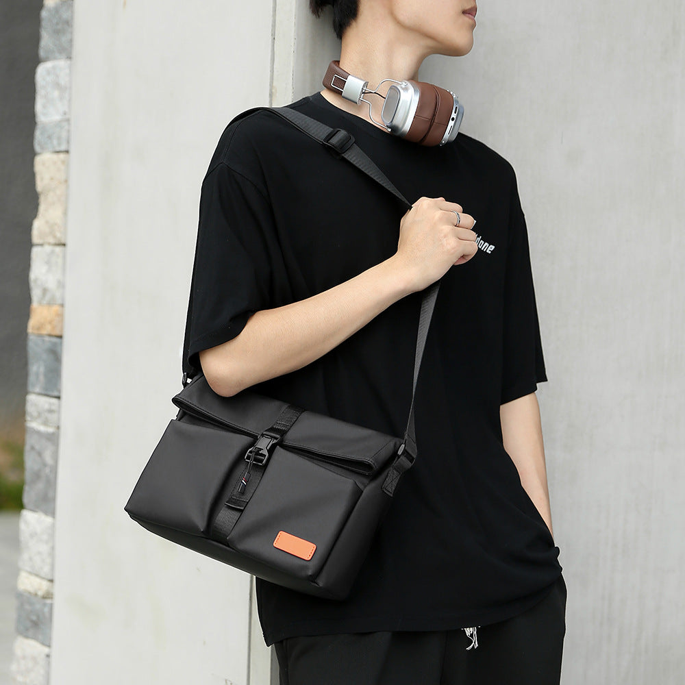 Versatile Waterproof Messenger Bag Kalsten