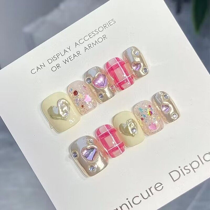 Heart-Embellished Press-On Nail Art Set Kalsten