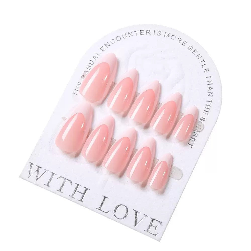 Artificial nail set with elegant French design and gloss effect Kalsten