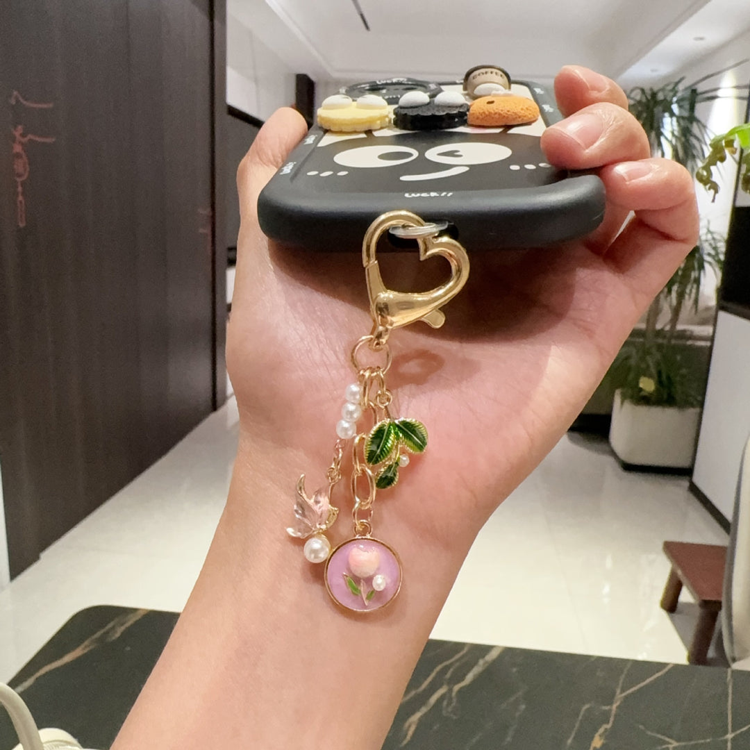 Playful keychain in rose design Kalsten