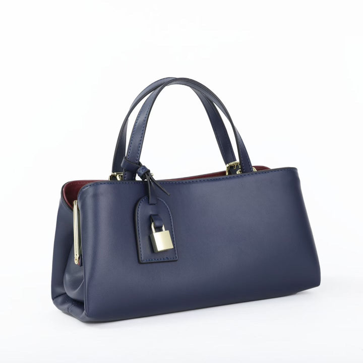 Elegant Metallic Handheld Purse