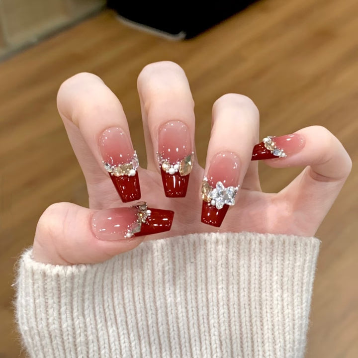 Glamorous artificial nails with elegant rhinestone design Kalsten
