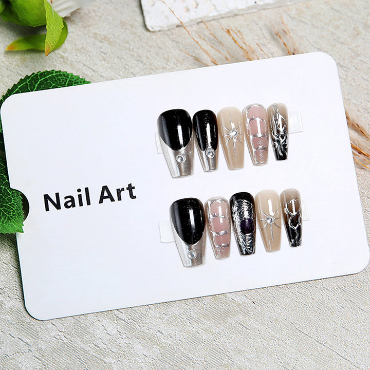 Artful nail tips with elegant patterns Kalsten