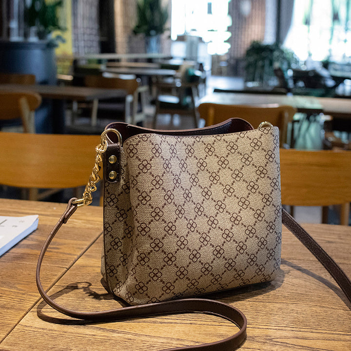 Chic Textured Crossbody Bag