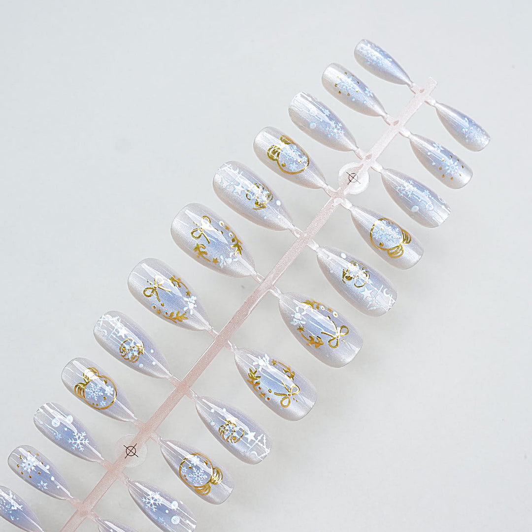 Decorative Holiday Nail Art Tips Kalsten