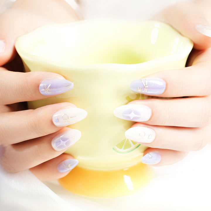 Elegant Artistic Press-On Nail Design Kalsten
