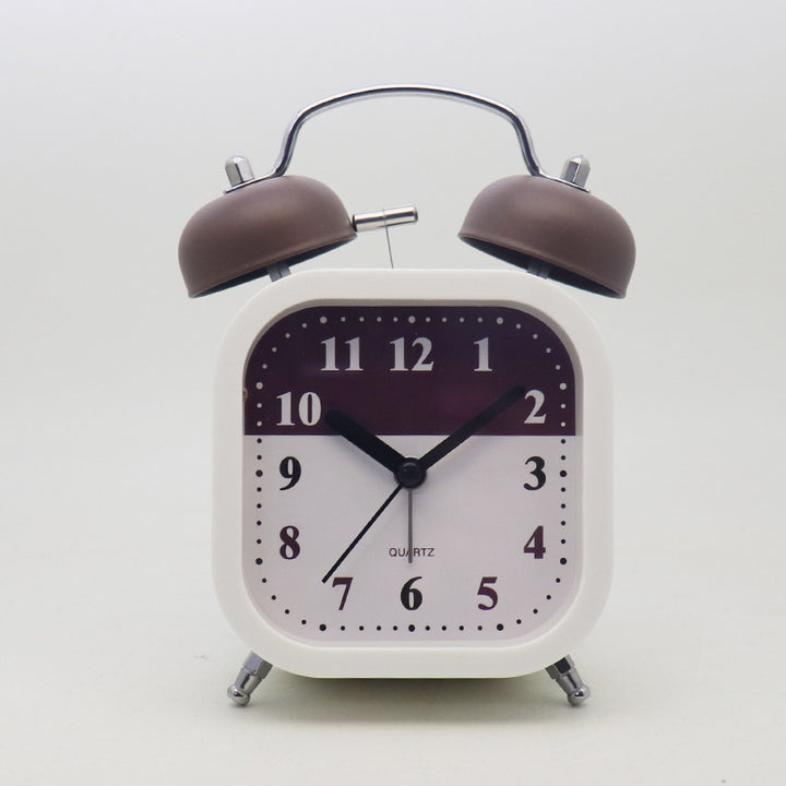 Quarz Alarm Clock in Modern Retro Style Kalsten