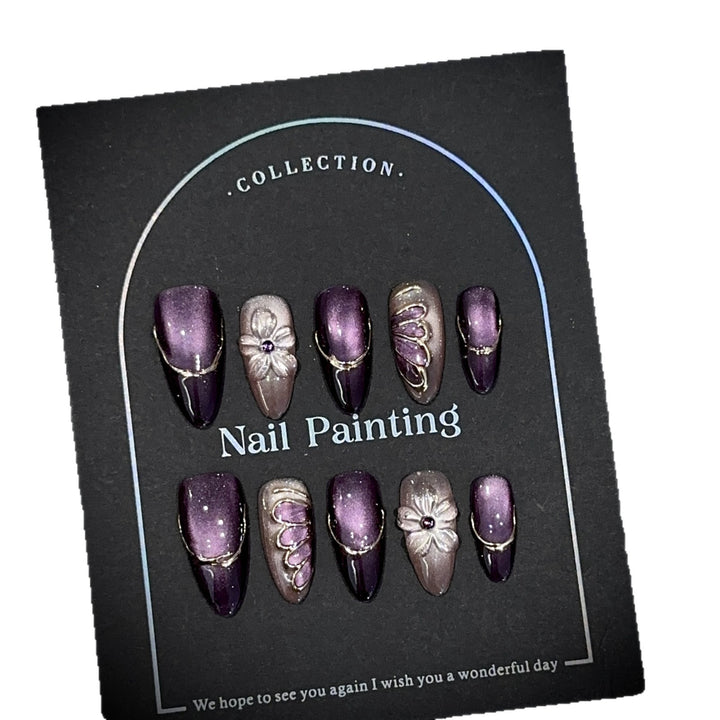 Elegant Floral Design Press-On Nail Set
