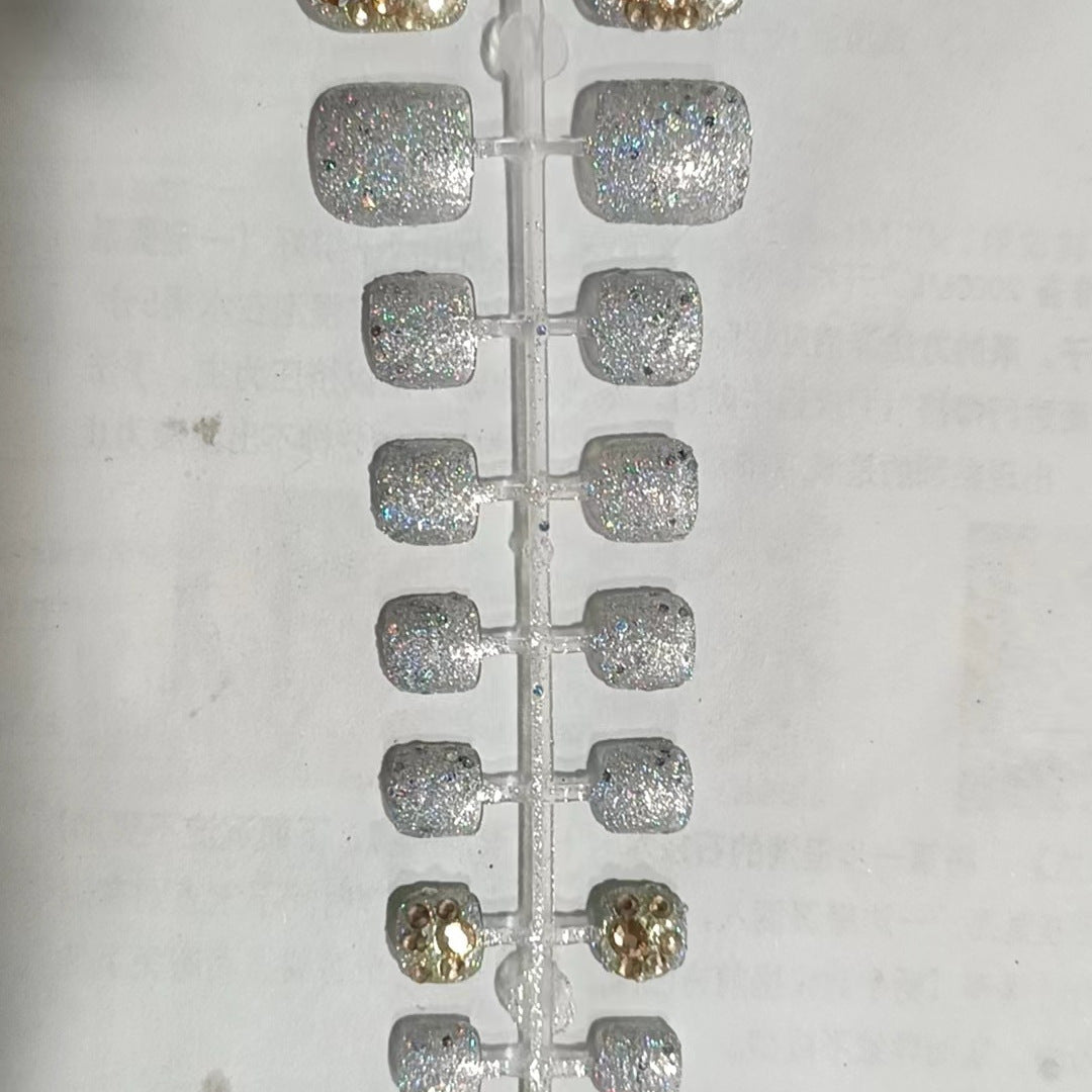 Glamorous Rhinestone-Decorated Press-On Nail Set Kalsten