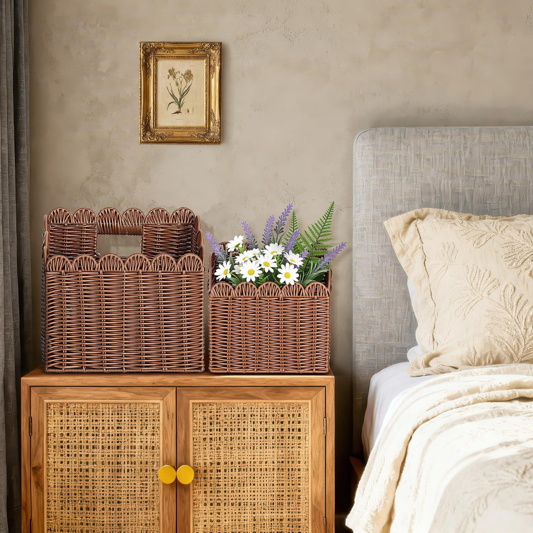 Handcrafted storage basket with curved edge Kalsten