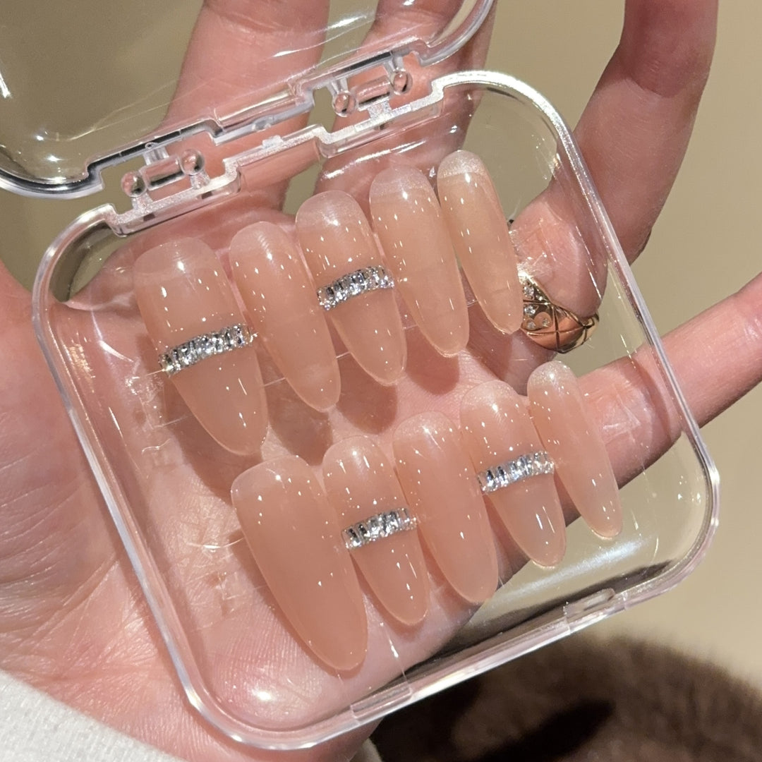 Glamorous artificial nails with rhinestones Kalsten