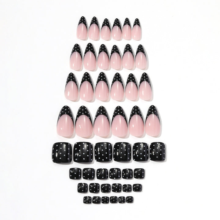 Glamorous artificial nails with unique design Kalsten