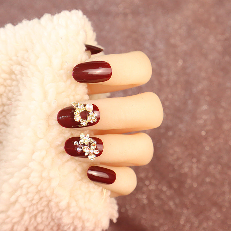 Elegant Floral Embellished Press-On Nails