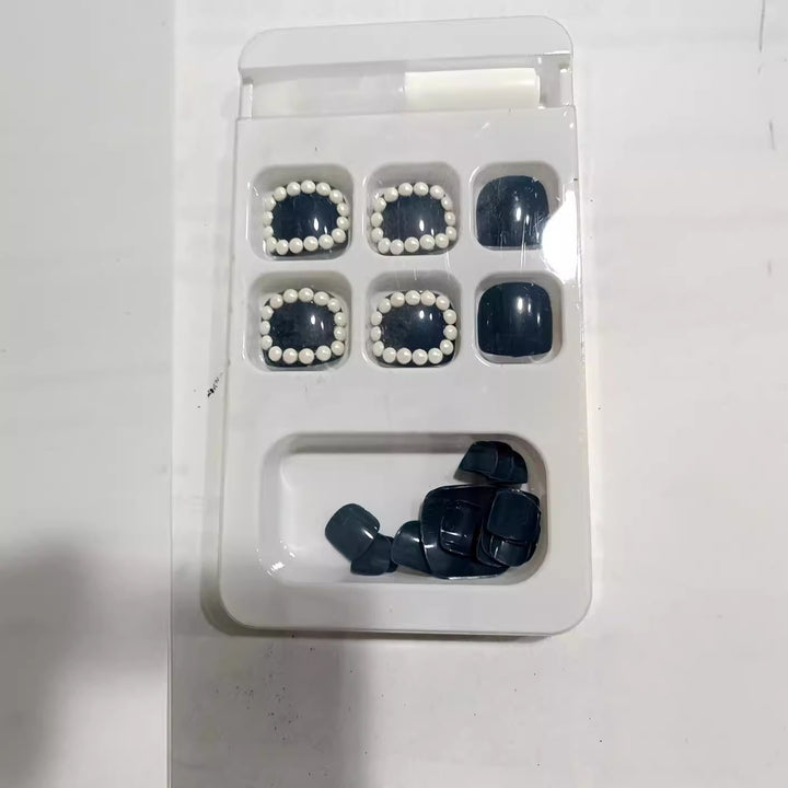 Decorative Press-On Nail Set with Pearl Accents Kalsten