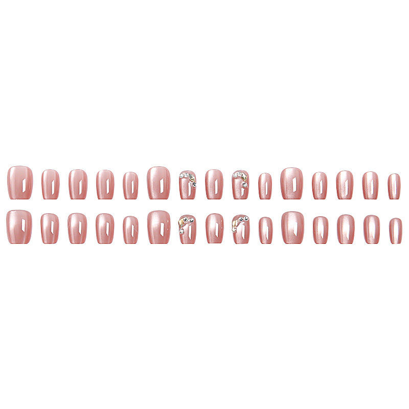 Glittering artificial nail tips with elegant details Kalsten