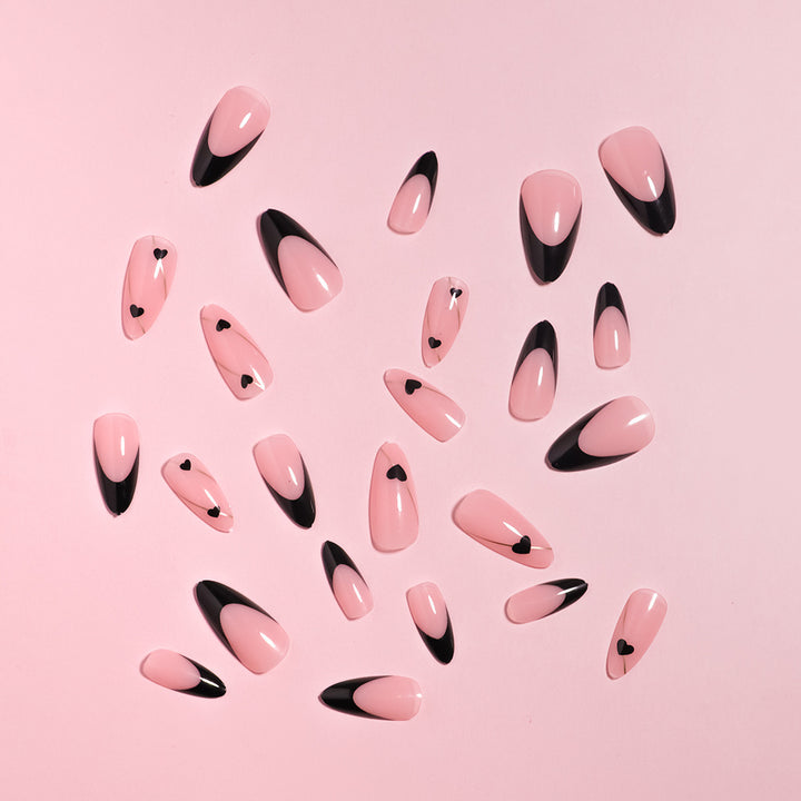 Elegant Heart-Accented Press-On Nail Set Kalsten