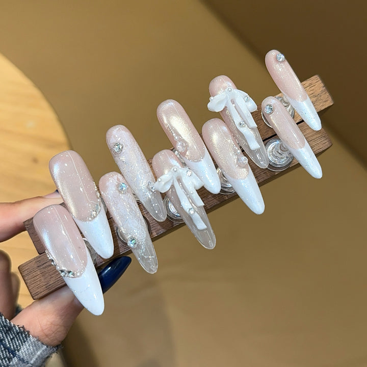Artificial nails in elegant wedding design Kalsten