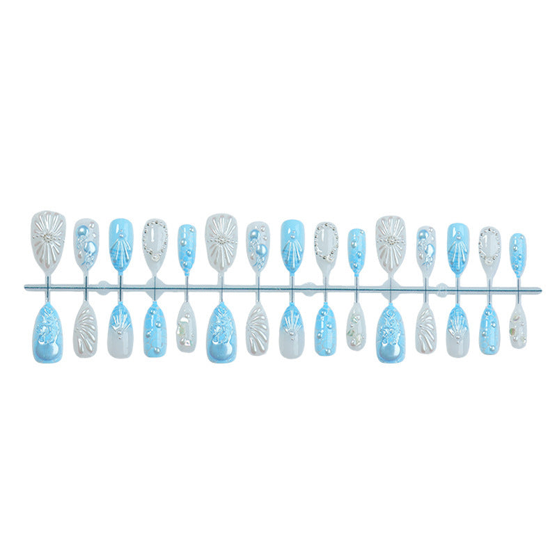 Artificial nail set with elegant embellishments and glittering accents Kalsten