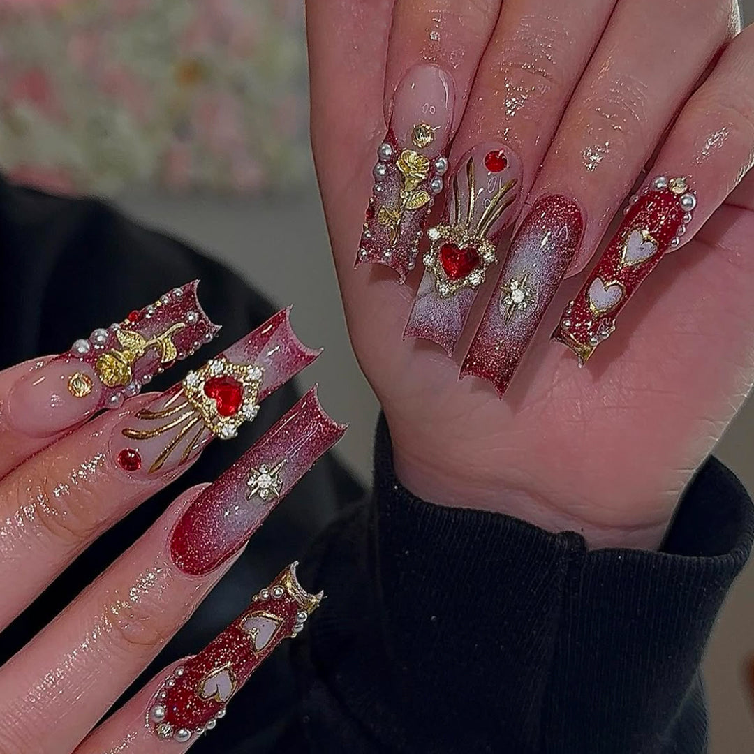 Exquisite artificial nails with glamorous decorations Kalsten