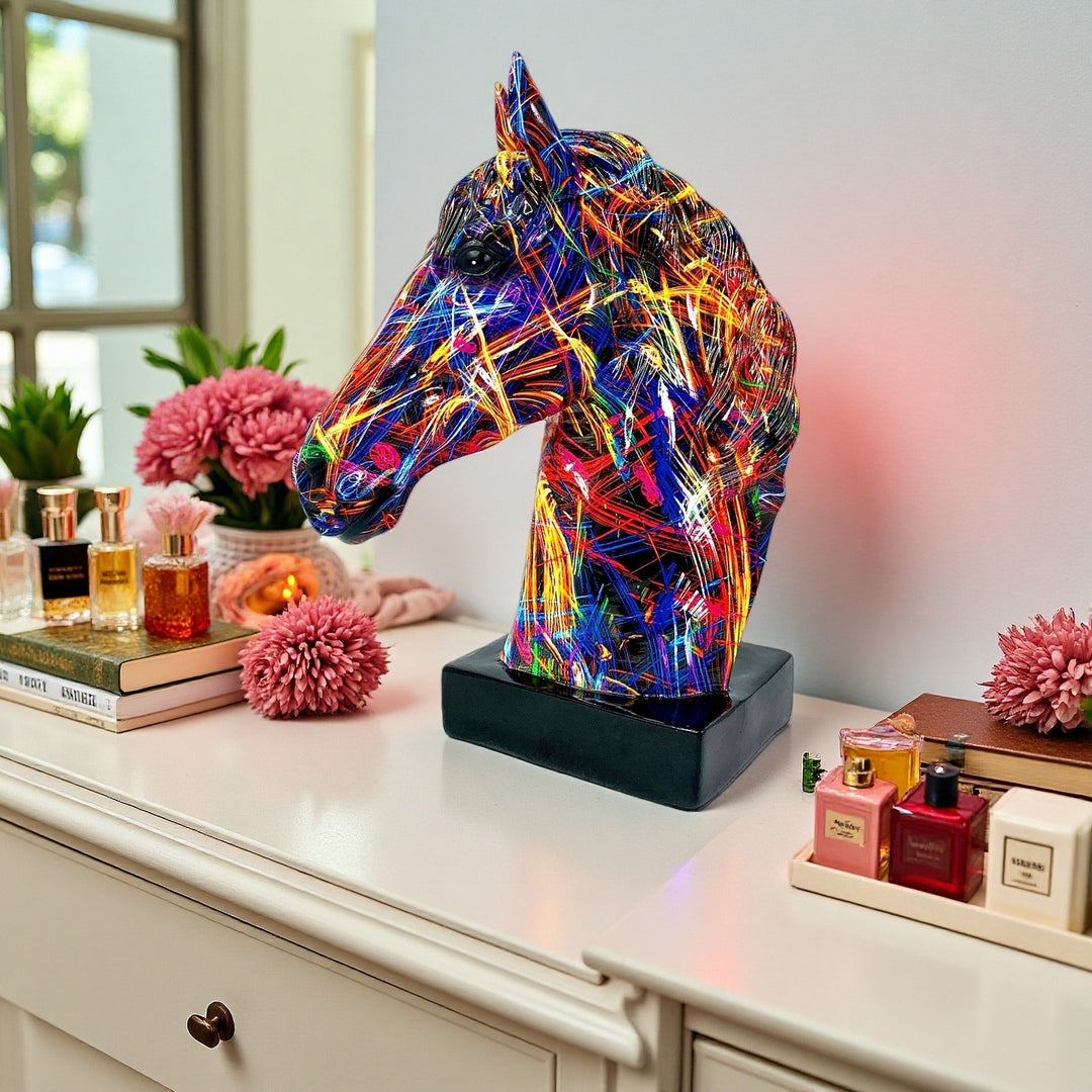 Artful horse sculpture made of high-quality resin Kalsten