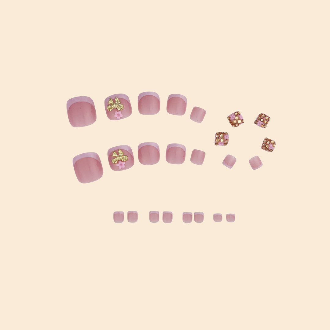 Elegant Floral Nail Art Kalsten