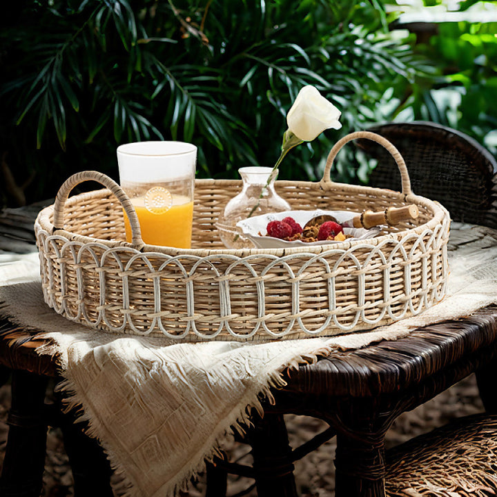 Elegant braided serving basket Kalsten