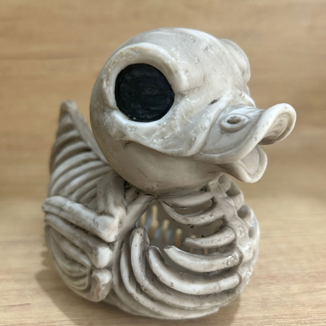 Decorative figure in skeleton style Kalsten