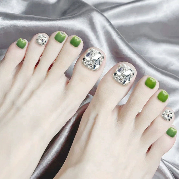Premium Decorative Press-On Nail Set Kalsten