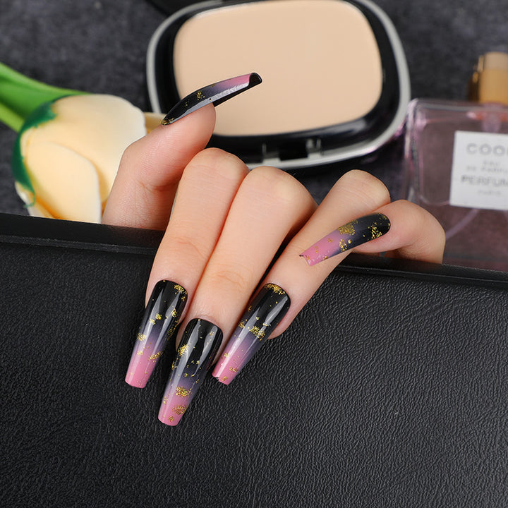 Elegant artificial nails with gold accents Kalsten