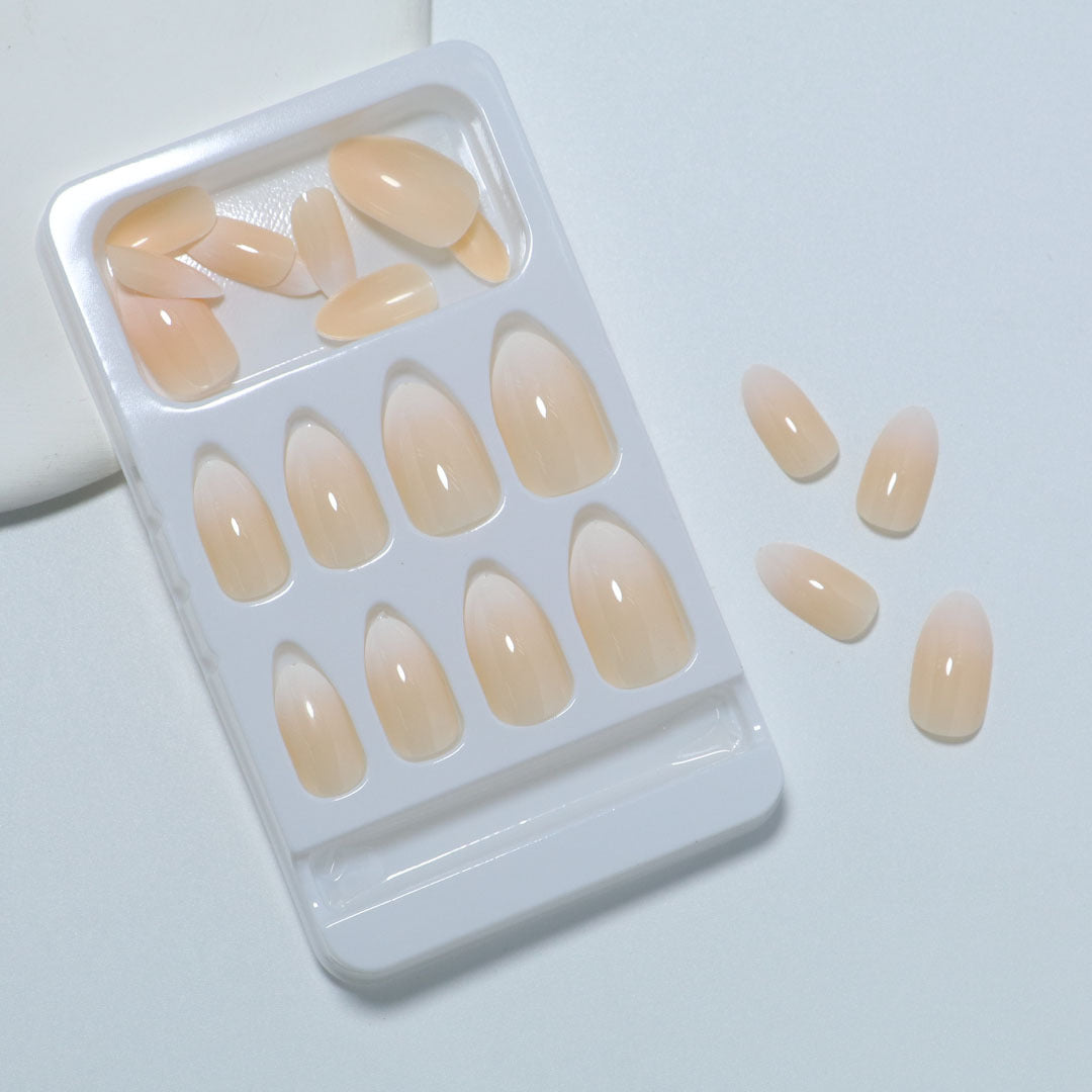 Elegant Almond-Shaped Press-On Nail Set Kalsten