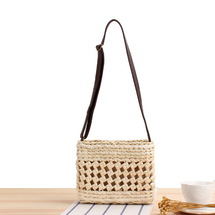 Shoulder bag with Woven Design and Sturdy Shoulder Strap Kalsten