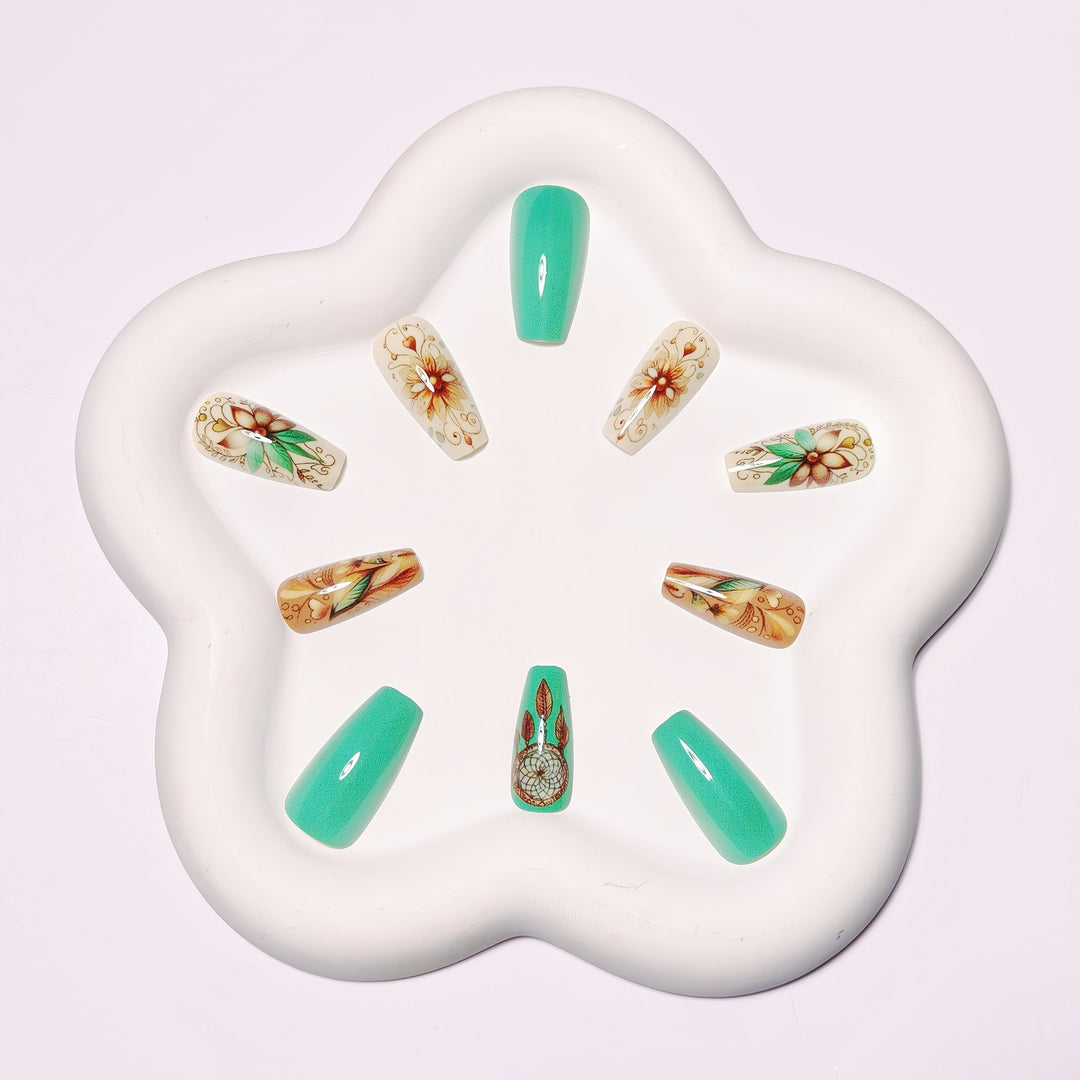 Artfully Designed Nail Wraps Kalsten