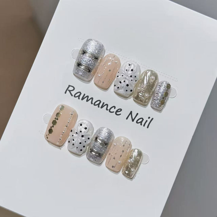 Stick-On Nail Art Kalsten