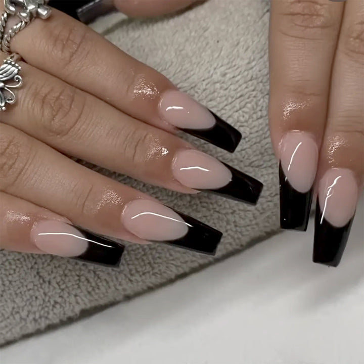 Nail art set with outstanding French design Kalsten