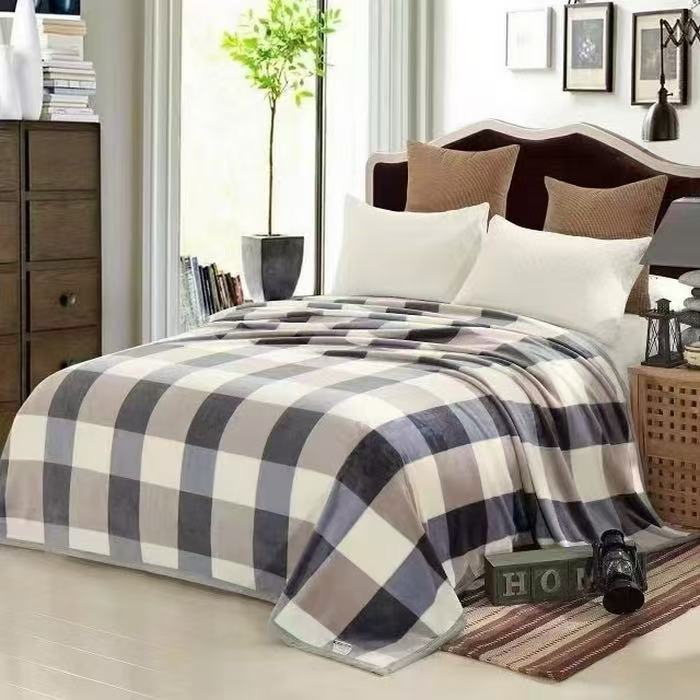 Women's Fluffy Cuddle Blanket with Playful Cloud Pattern Kalsten