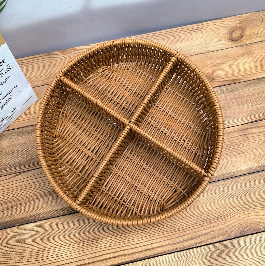 Ladies round basket plate with compartments Kalsten