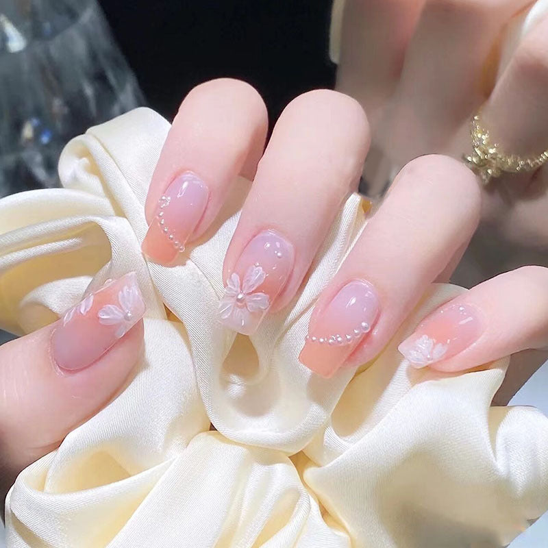 Elegant Floral Decor Press-On Nails