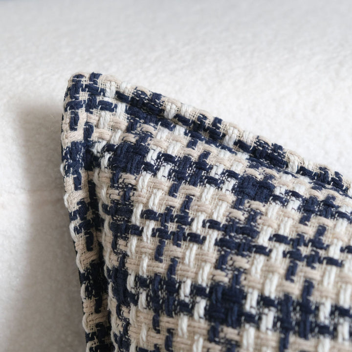 Decorative Throw Pillow for Bedroom Display