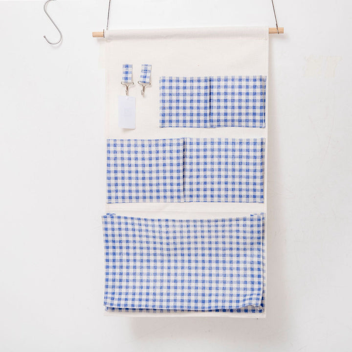 Wall-mounted storage bag
