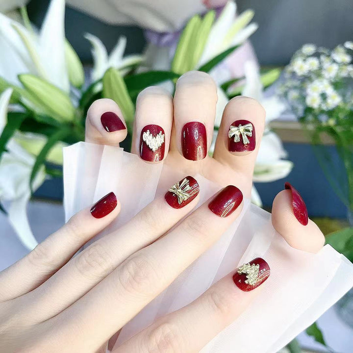 Elegant Nail Art Kalsten