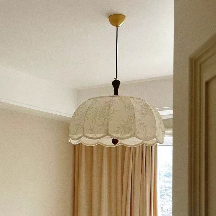 Elegant Vintage Style Chandelier