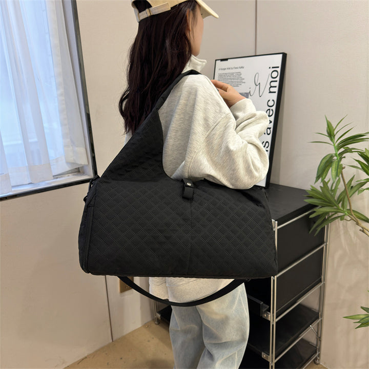 Quilted Multi-Functional Gym Bag