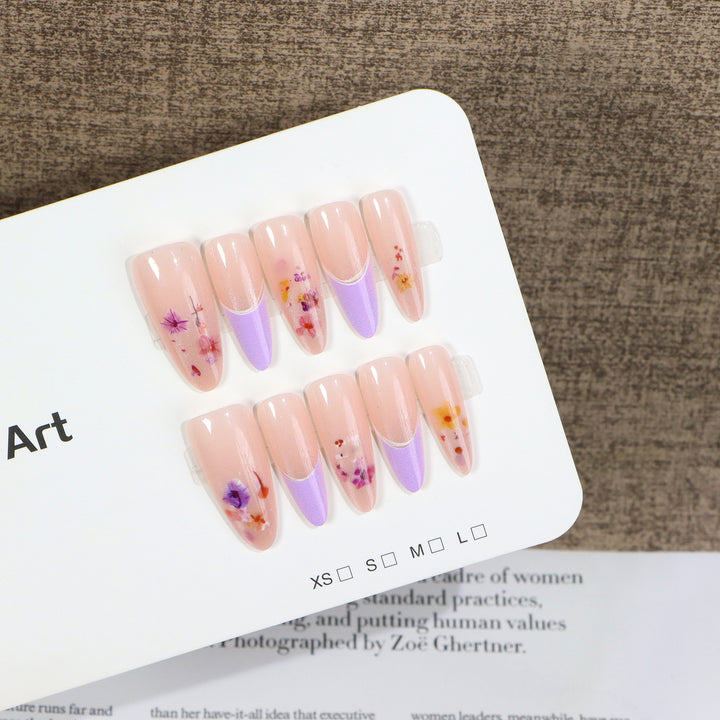 Floral-Embellished Press-On Nail Set Kalsten