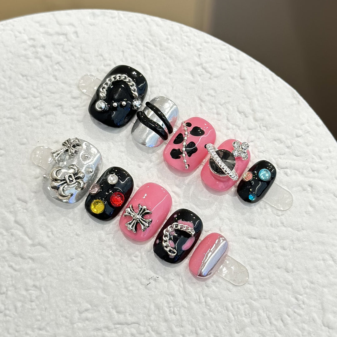 Artistic Press-On Nail Art Set with Unique 3D Accents