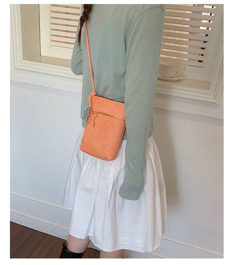 Fashionable shoulder bag with braided shoulder strap Kalsten