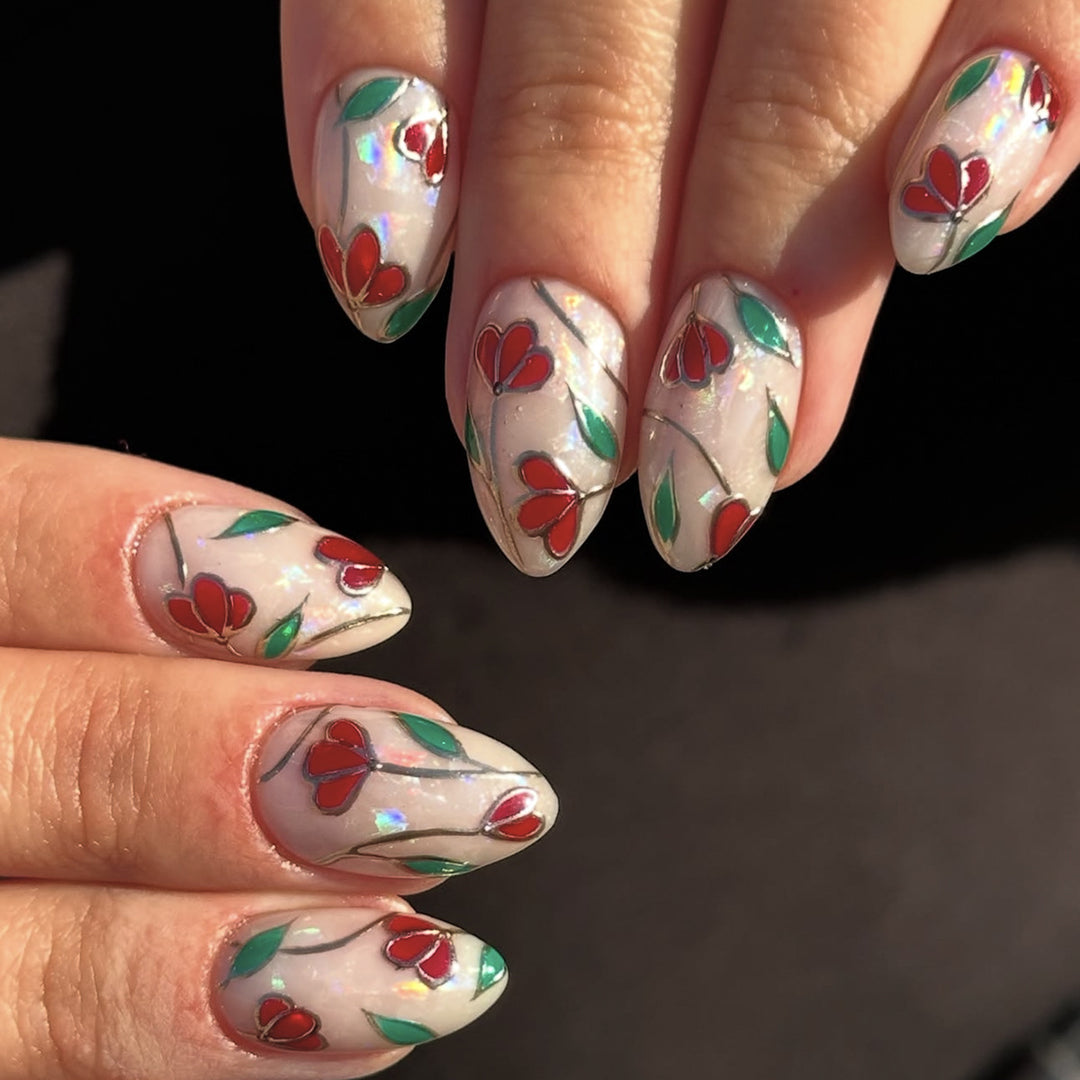 Nail art set with floral accents and glitter Kalsten