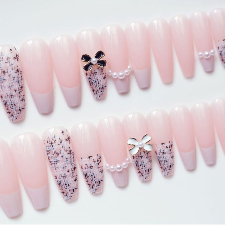 Elegant Press-On Nail Art with Decorative Bow Accents