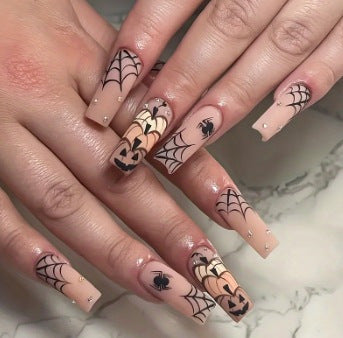 Artistic Halloween-Themed Nail Art Kalsten