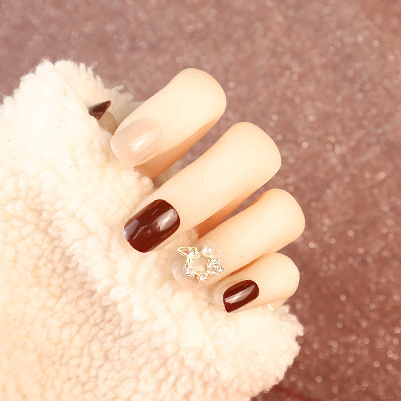 Elegant Press-On Nail Art Set