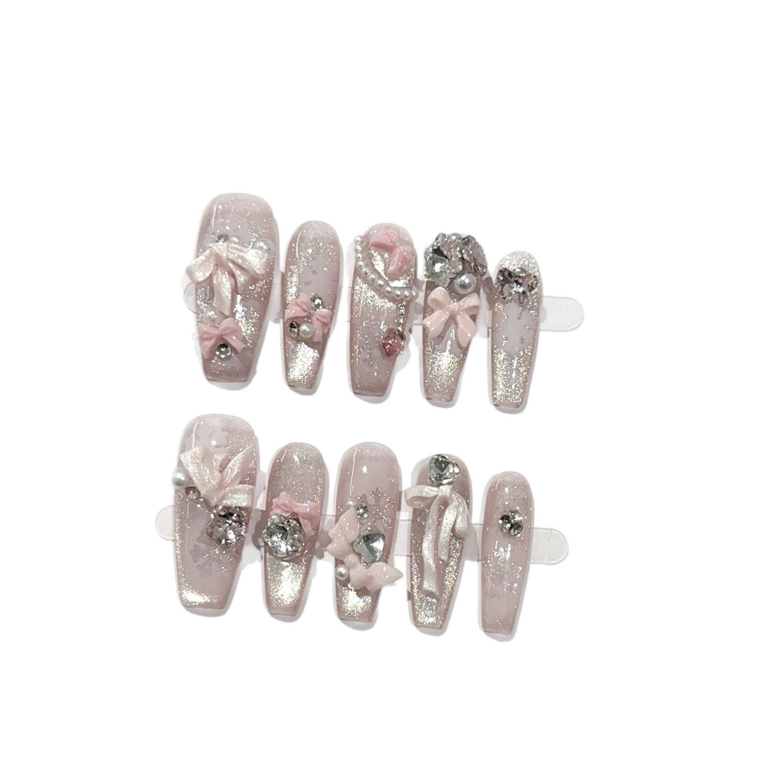 Decorative Press-On Nail Set with Floral Accents